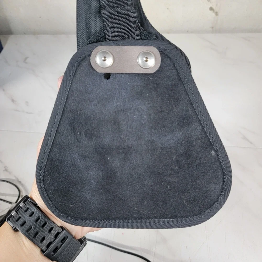 Uncle Mikes Sidekick size 21 Right Hand Nylon Standard Gun‎ Holster Glock
